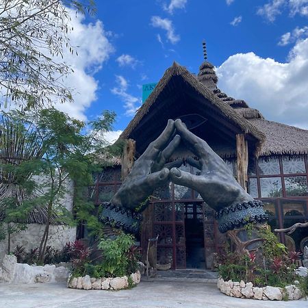Akuazul Resorts Adults Only Cancun Exterior photo