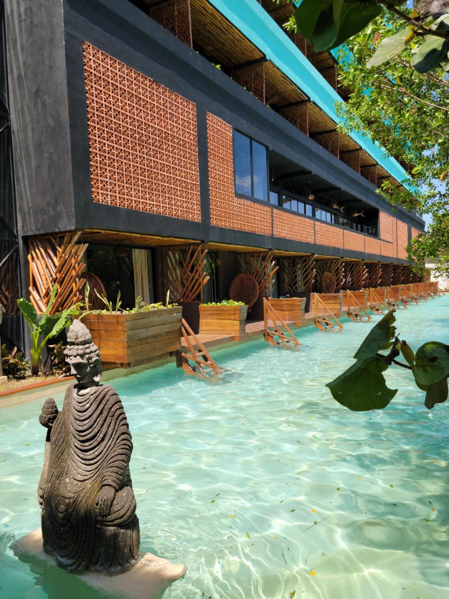 Akuazul Resorts Adults Only Cancun Exterior photo