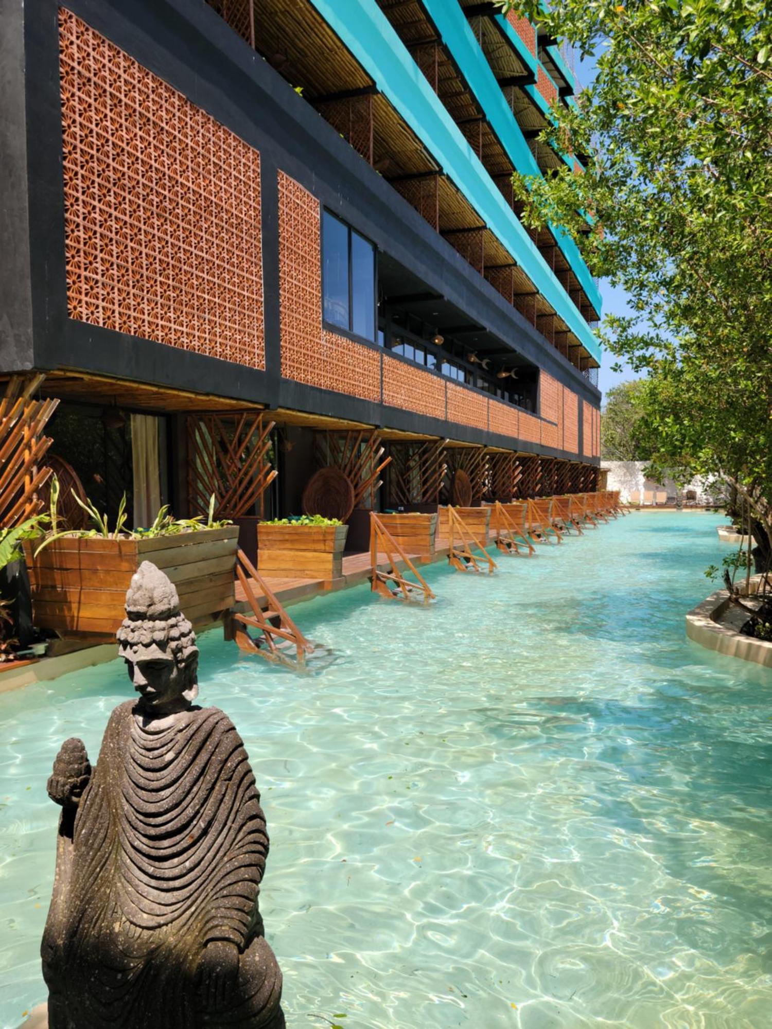 Akuazul Resorts Adults Only Cancun Exterior photo