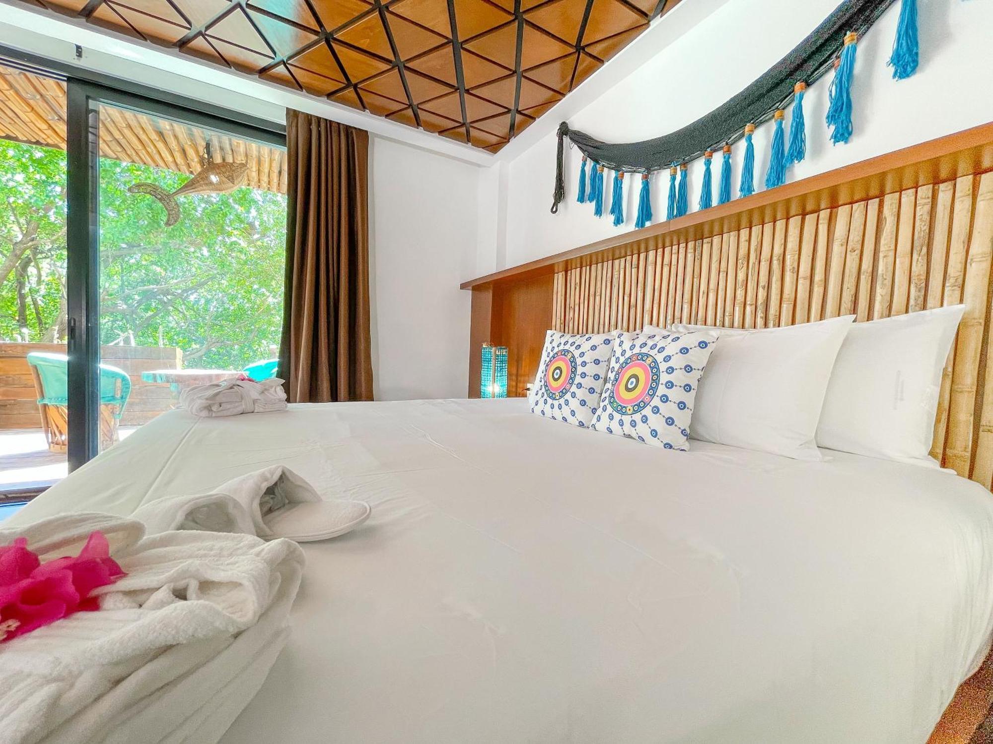 Akuazul Resorts Adults Only Cancun Exterior photo