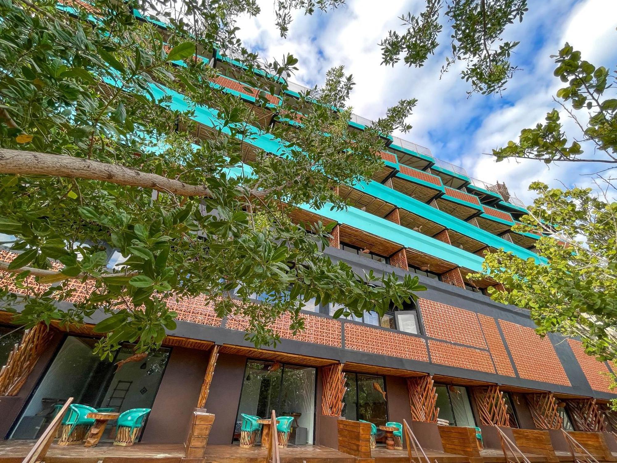 Akuazul Resorts Adults Only Cancun Exterior photo